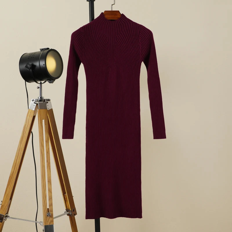 "Robe Mi-Longue Cintrée"