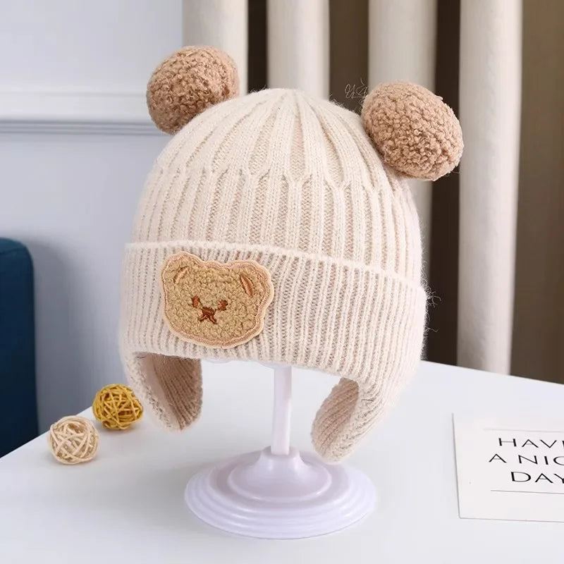 "Bonnet en Laine Tricoté pour Bébé"