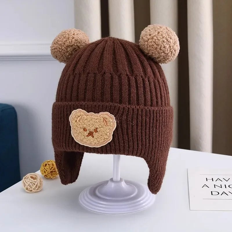 "Bonnet en Laine Tricoté pour Bébé"