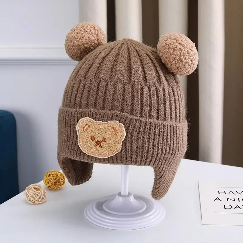 "Bonnet en Laine Tricoté pour Bébé"