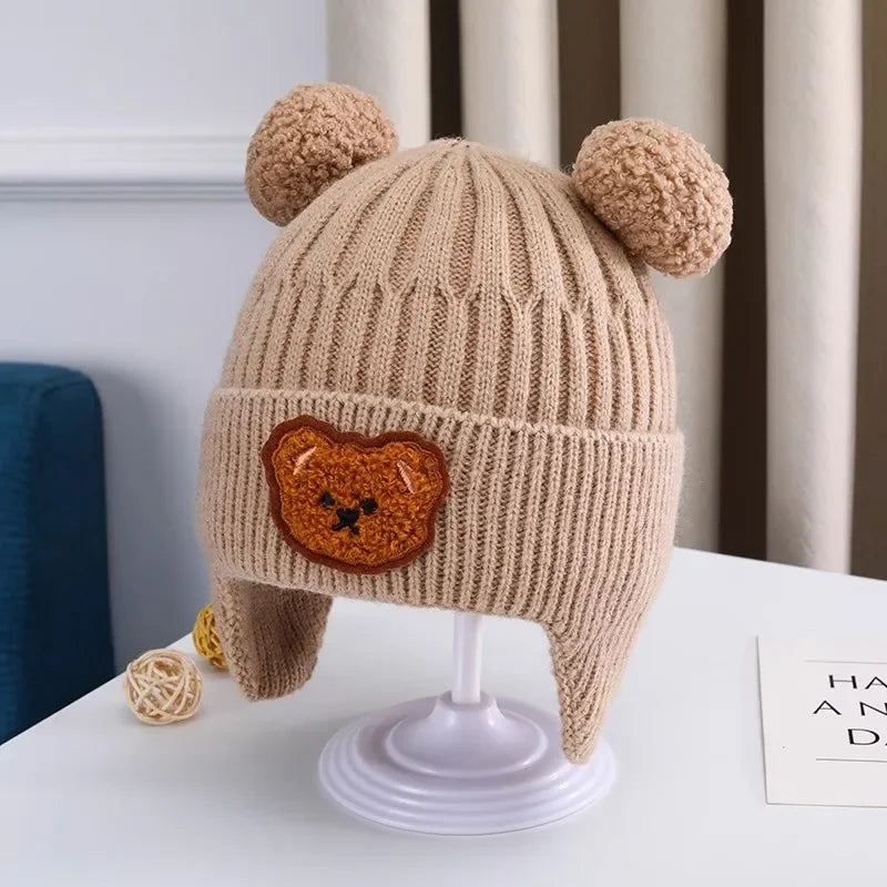 "Bonnet en Laine Tricoté pour Bébé"