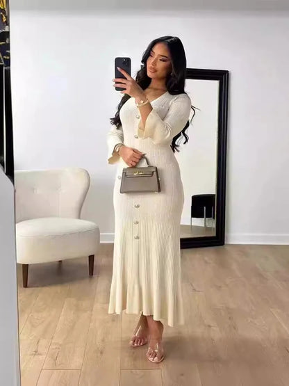 "Robe Longue Elégante tricotée en Col V"