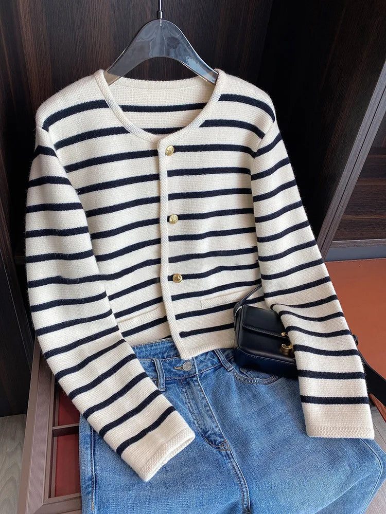 "Cardigan à Rayures"